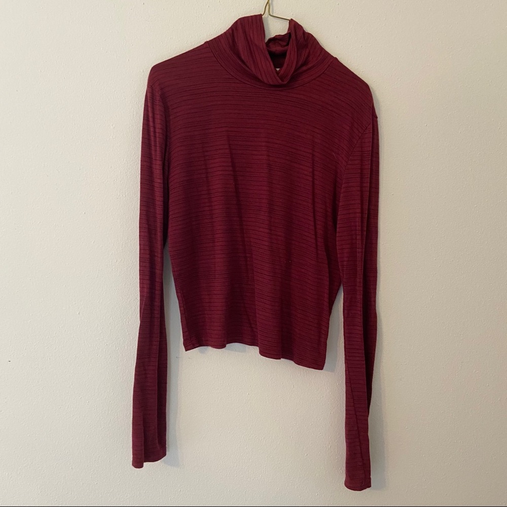 turtle neck striped top